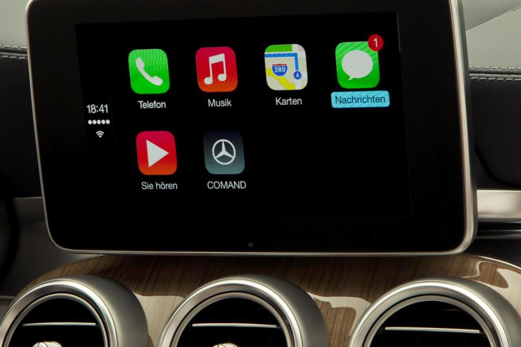 Mercedes-Benz_Apple_CarPlay