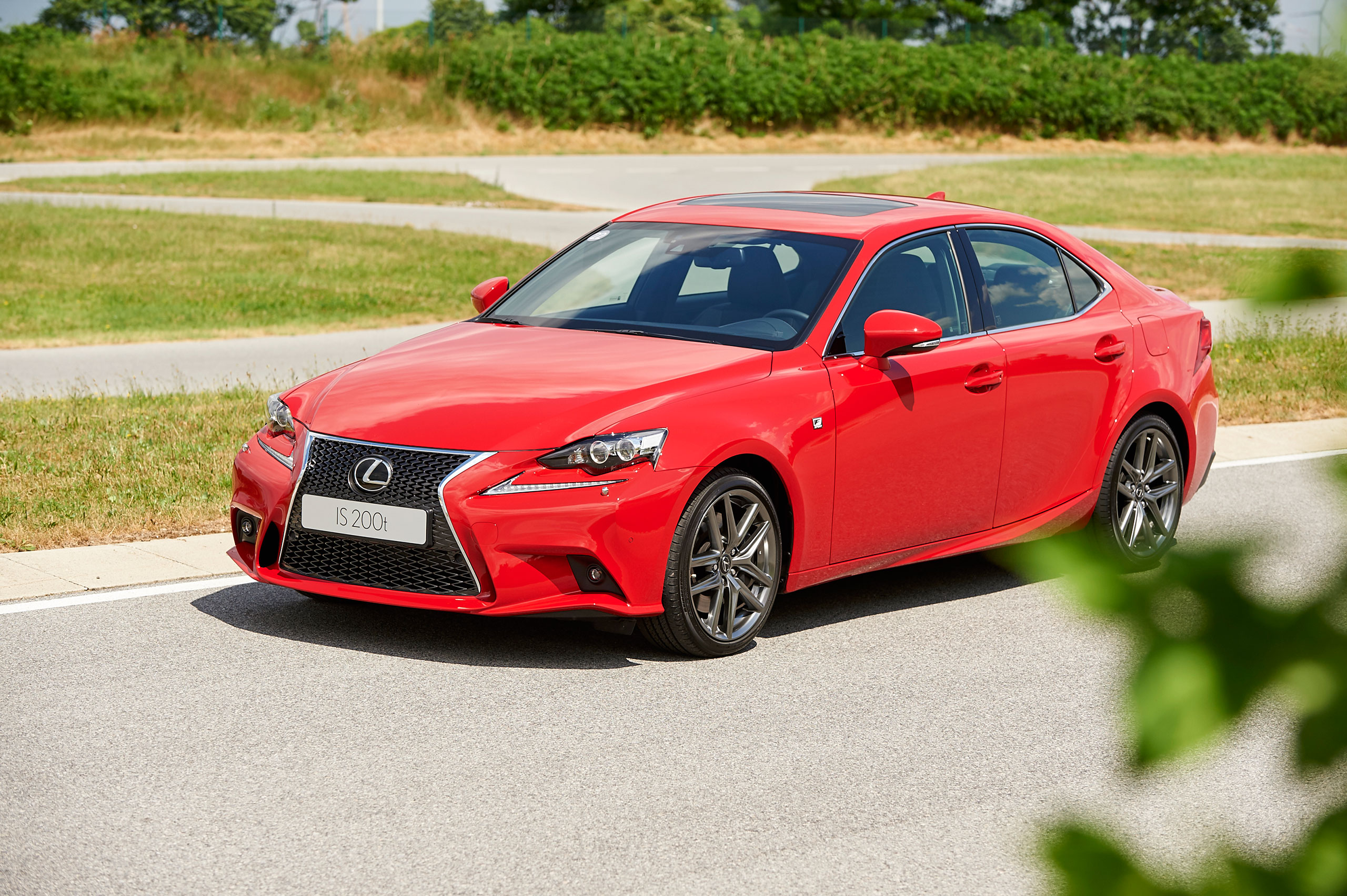 Turbocharged 2016 Lexus IS200t Announced